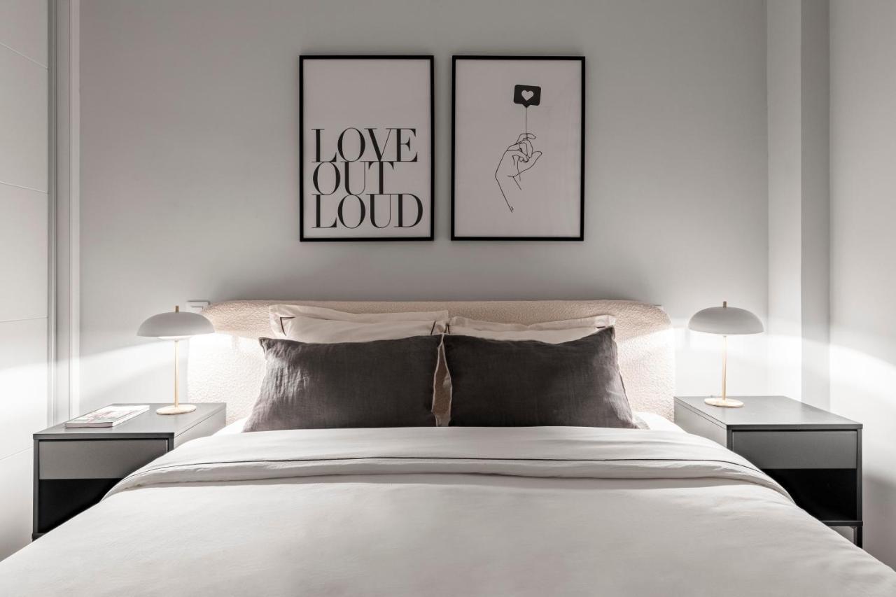 Cozy 2 Bedroom Apartment With Patio Madrid Bagian luar foto