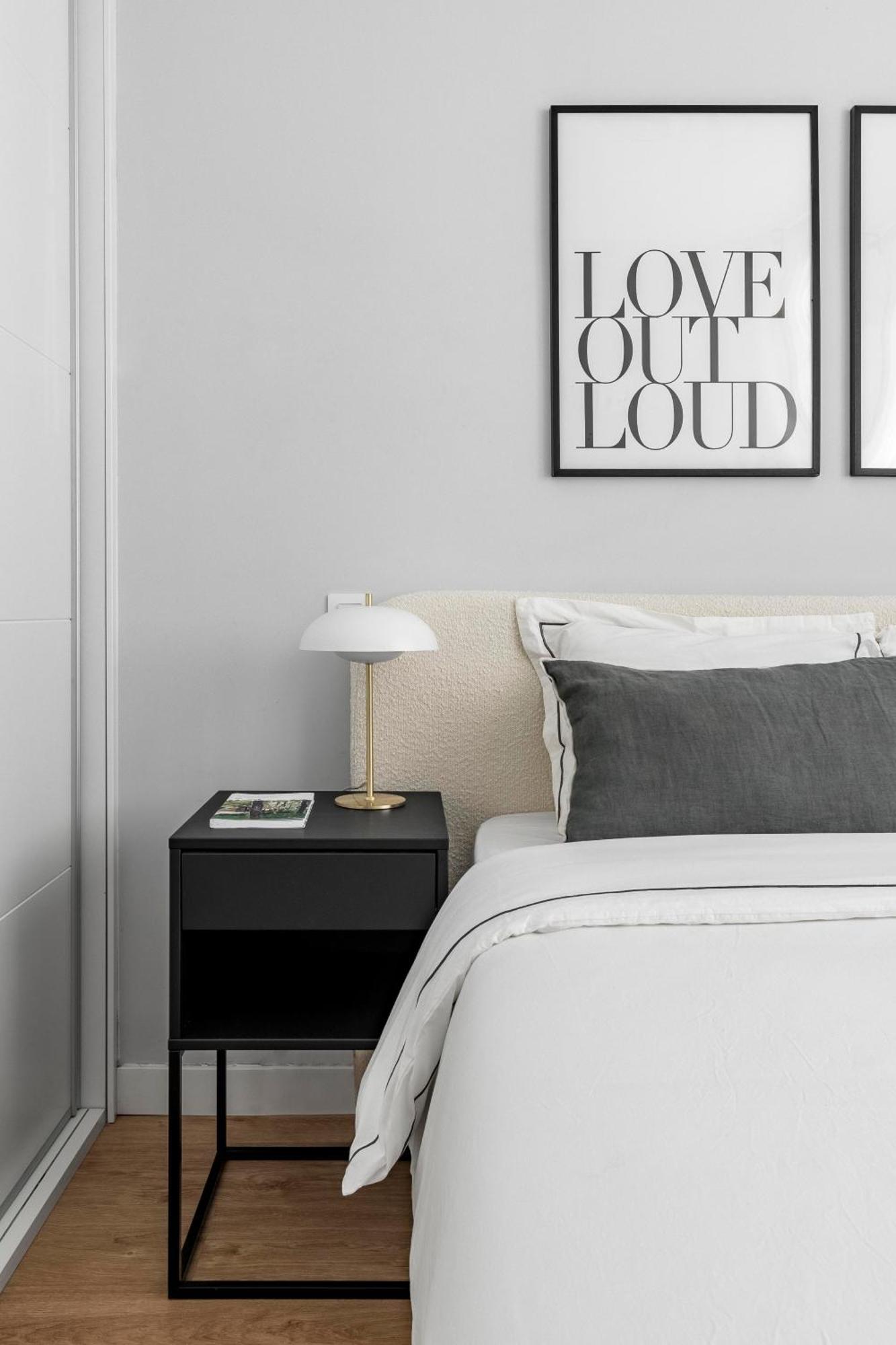 Cozy 2 Bedroom Apartment With Patio Madrid Bagian luar foto